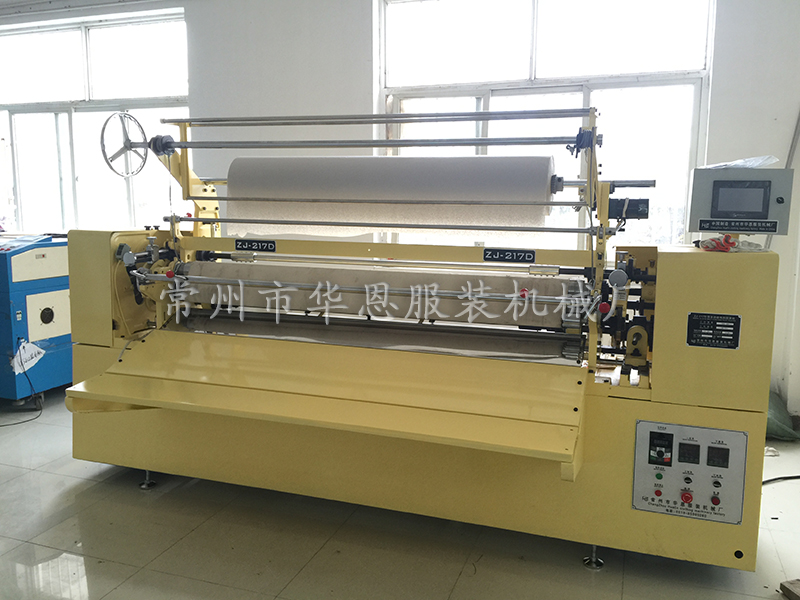 壓摺機在面料褶皺中發(fā)揮的作用